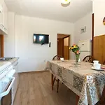 Marija 841 *