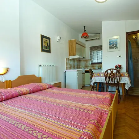 Apartament Marija 841 *