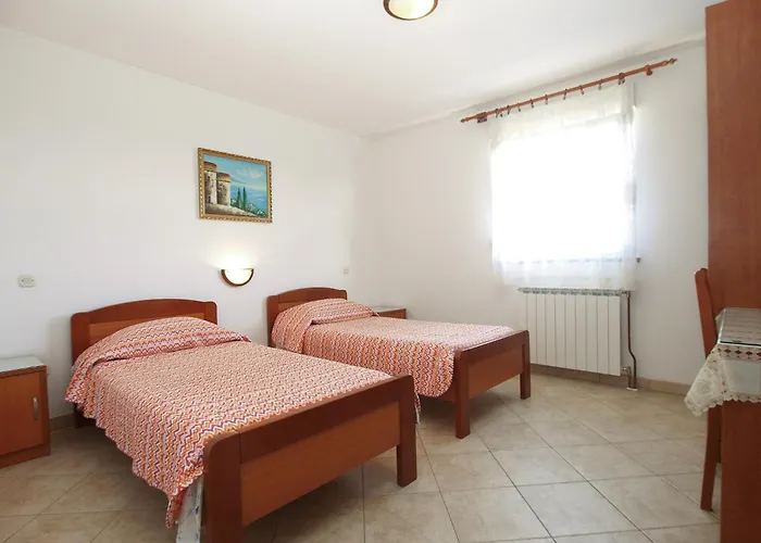 Marija 841 Πούλα