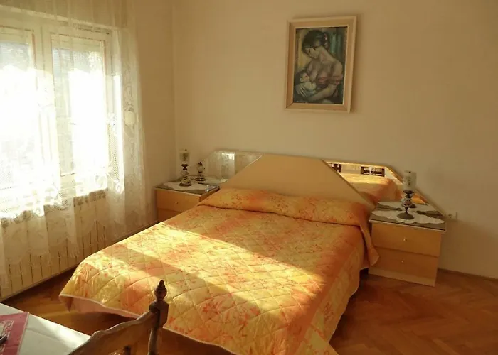 Marija 841 * Πούλα