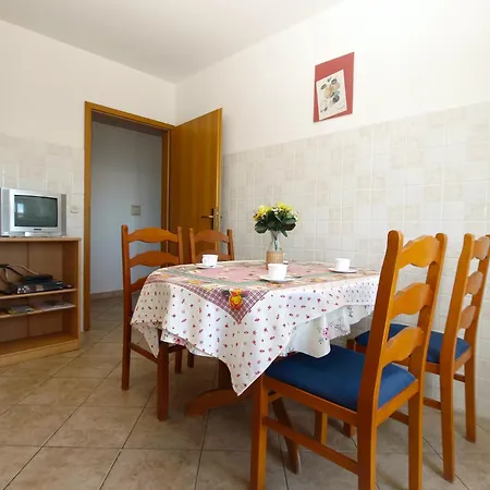 Marija 841 Apartment