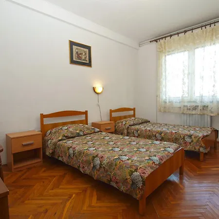 Apartment Marija 841 Pula